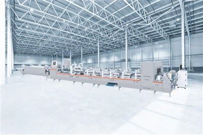 W pełni automatyczna składarko-sklejarka z inspekcją